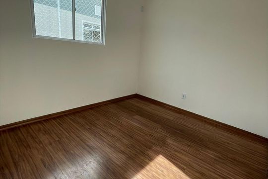 Quarto de apartamento à venda com 2 quartos, 57m² em Vila Diehl, Novo Hamburgo