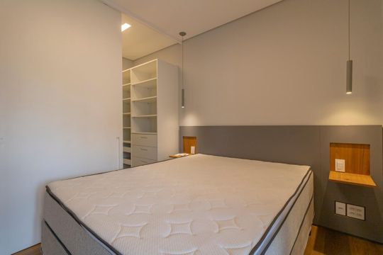 Quarto Suíte de apartamento para alugar com 1 quarto, 70m² em Vila Olímpia, São Paulo