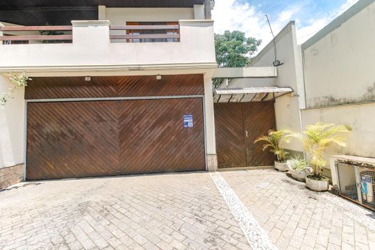 Portão garagem de casa de condomínio à venda com 5 quartos, 509m² em Vila Tramontano, São Paulo
