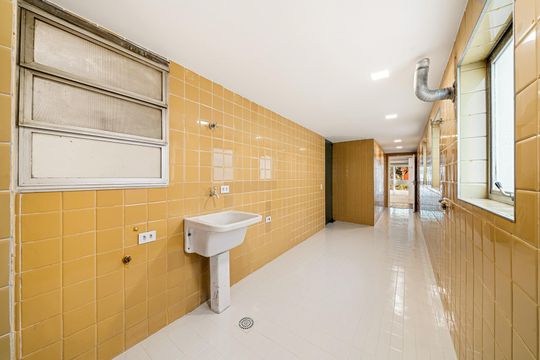Área de serviço de apartamento à venda com 3 quartos, 410m² em Higienópolis, São Paulo