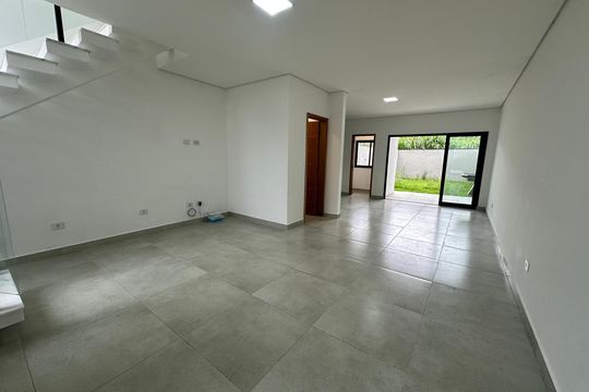 Sala de casa à venda com 3 quartos, 137m² em Jardim Iracema, Barueri