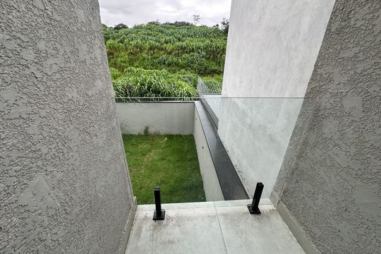 Varanda de casa à venda com 3 quartos, 137m² em Jardim Iracema, Barueri