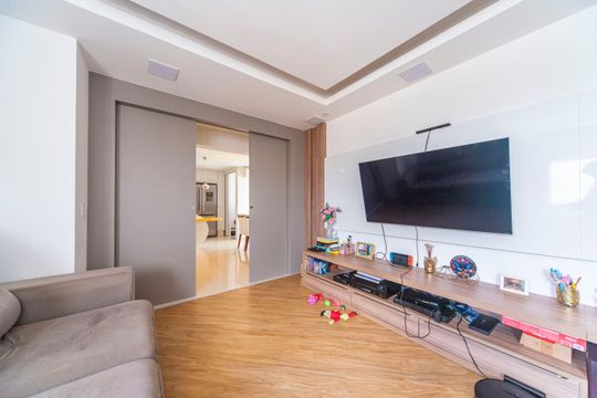 Sala de TV de apartamento à venda com 2 quartos, 115m² em Vila Apiai, Santo André