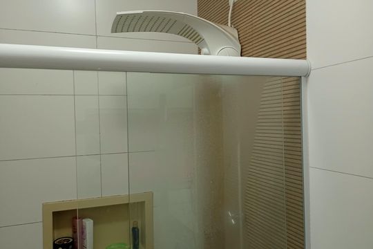 Banheiro social  de casa para alugar com 4 quartos, 150m² em Vila Curuçá, Santo André