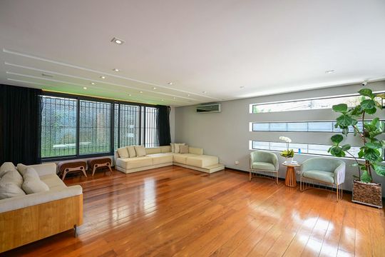 Sala de casa à venda com 4 quartos, 450m² em Morumbi, São Paulo