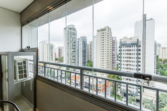 Varanda de kitnet/studio para alugar com 1 quarto, 26m² em Planalto Paulista, São Paulo