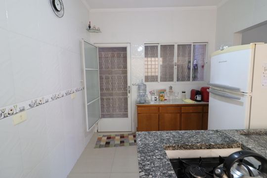 Cozinha de casa à venda com 2 quartos, 180m² em Jardim das Flores, Osasco
