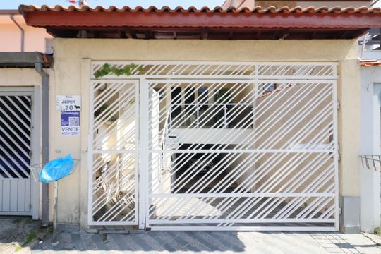 Fachada de casa à venda com 2 quartos, 180m² em Jardim das Flores, Osasco