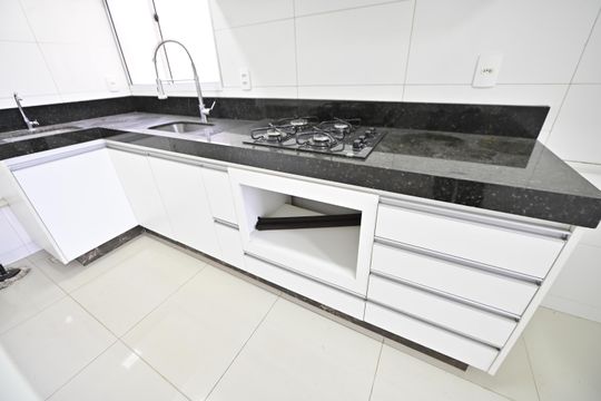 Apartamento à venda com 2 quartos, 44m² em Residencial Barcelona, Goiânia