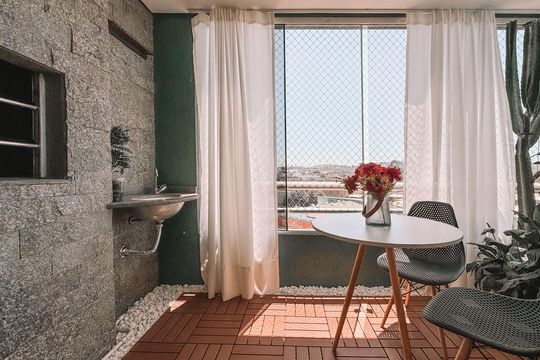 Varanda  de apartamento à venda com 2 quartos, 82m² em Canudos, Novo Hamburgo