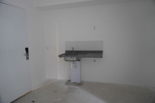 Cozinha de kitnet/studio para alugar com 1 quarto, 24m² em Campos Elíseos, São Paulo