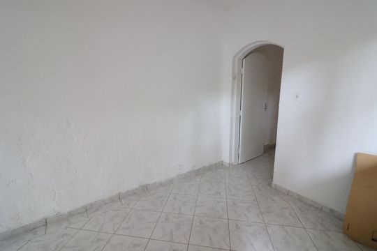 Sala 2 de casa à venda com 4 quartos, 211m² em Jardim Dayaquinha, Osasco