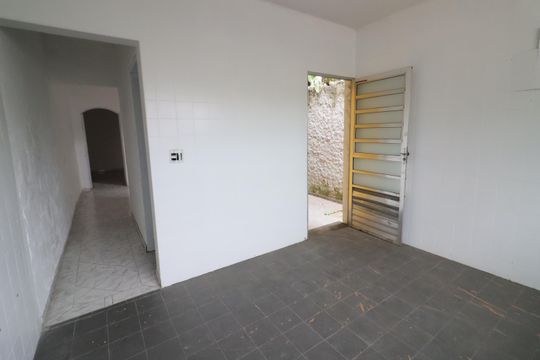 Casa à venda com 4 quartos, 211m² em Jardim Dayaquinha, Osasco