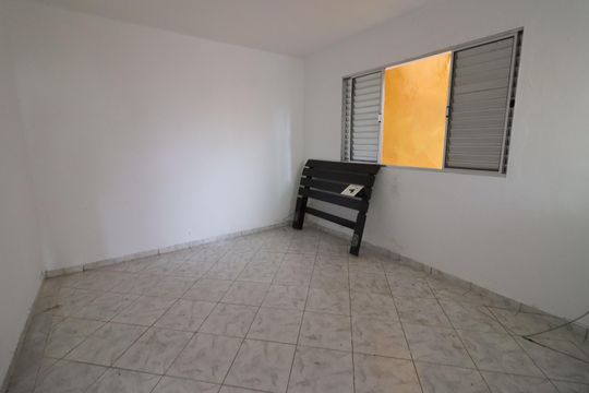Quarto 4 de casa à venda com 4 quartos, 211m² em Jardim Dayaquinha, Osasco
