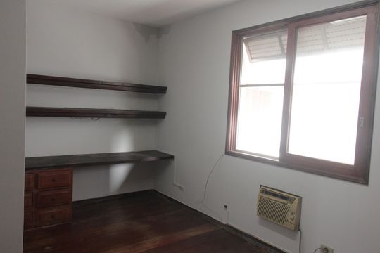 Quarto 1 de casa para alugar com 3 quartos, 250m² em Ponta da Praia, Santos
