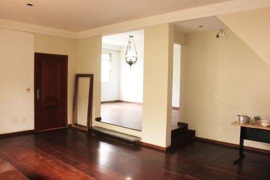 Sala  de casa para alugar com 3 quartos, 250m² em Ponta da Praia, Santos