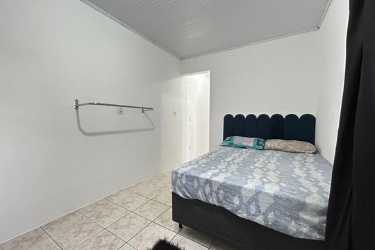 Quarto 2 de casa para alugar com 1 quarto, 57m² em Agronômica, Florianópolis