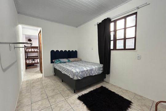 Quarto 2 de casa para alugar com 1 quarto, 57m² em Agronômica, Florianópolis