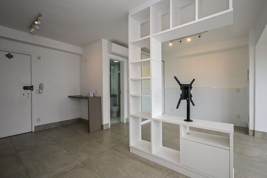Sala de apartamento à venda com 1 quarto, 40m² em Panamby, São Paulo