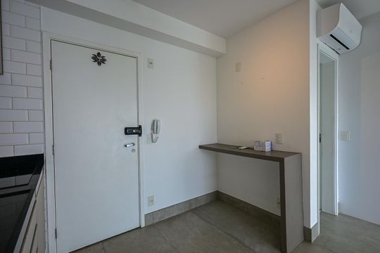 Cozinha de apartamento à venda com 1 quarto, 40m² em Panamby, São Paulo
