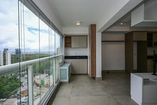 Varanda de apartamento à venda com 1 quarto, 40m² em Panamby, São Paulo