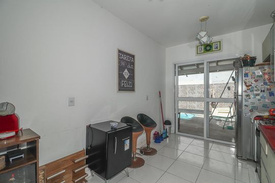 Cozinha de casa à venda com 2 quartos, 84m² em Sarandi, Porto Alegre