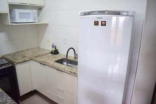 Cozinha de kitnet/studio para alugar com 1 quarto, 38m² em Nova Ribeirânia, Ribeirão Preto