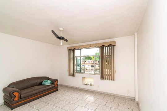 Sala de apartamento à venda com 3 quartos, 102m² em Vila Kosmos, Rio de Janeiro