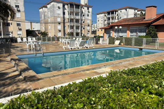 Área comum - Piscina de apartamento para alugar com 3 quartos, 70m² em Humaitá, Porto Alegre