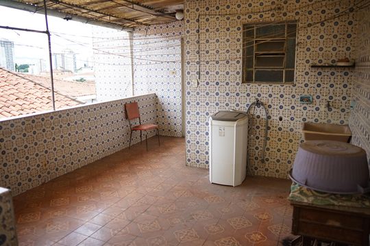 Varanda casa 2 fundos de casa à venda com 3 quartos, 300m² em Vila Rosalia, Guarulhos