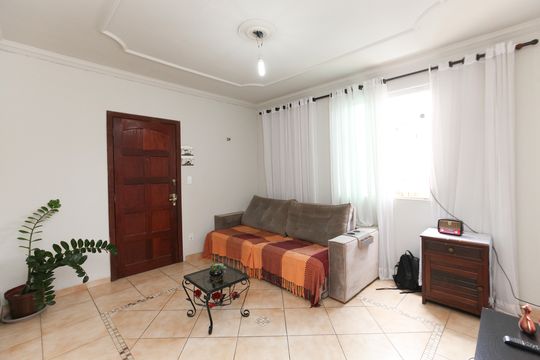 Apartamento à venda com 3 quartos, 130m² em Teixeira Dias (barreiro), Belo Horizonte