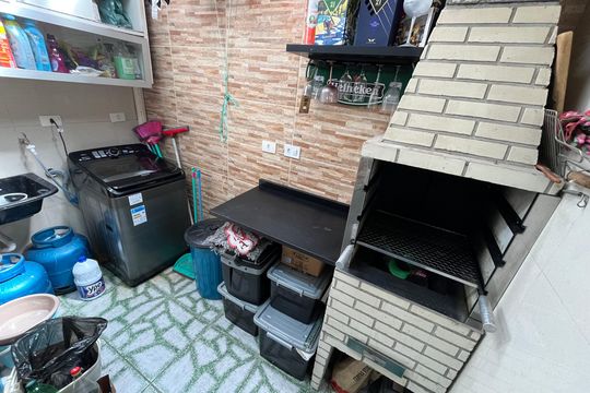 Área de serviço  de casa à venda com 2 quartos, 66m² em Vila Carmosina, São Paulo