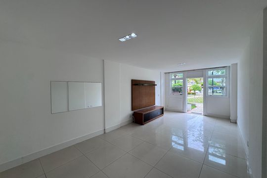 Casa de Condomínio à venda com 3 quartos, 480m² em Recreio dos Bandeirantes, Rio de Janeiro