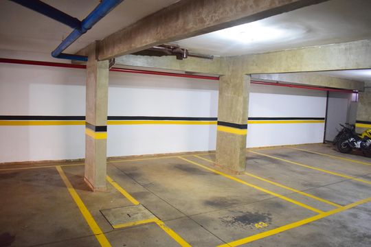 Garagem de apartamento para alugar com 3 quartos, 340m² em Jardim Botânico, Ribeirão Preto