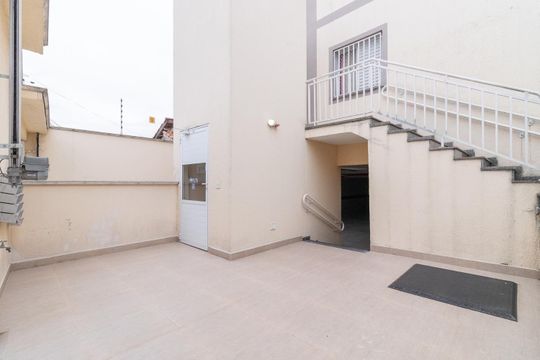 Garagem com Acessibilidade de apartamento à venda com 2 quartos, 42m² em Jardim Triana, São Paulo