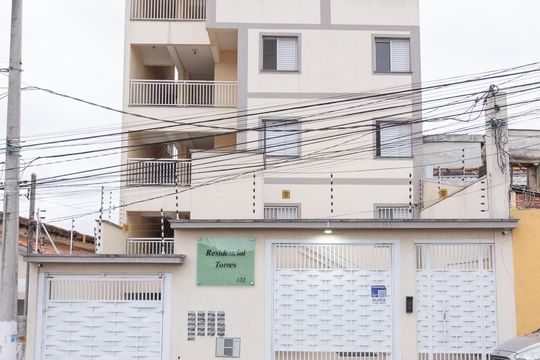Fachada de apartamento à venda com 2 quartos, 42m² em Jardim Triana, São Paulo