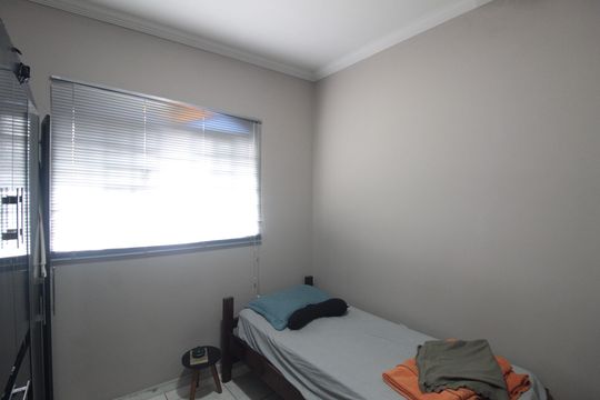 Quarto 2 de casa à venda com 2 quartos, 107m² em Frei Leopoldo, Belo Horizonte
