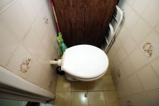 Banheiro de serviço de apartamento à venda com 3 quartos, 109m² em Vila da Penha, Rio de Janeiro