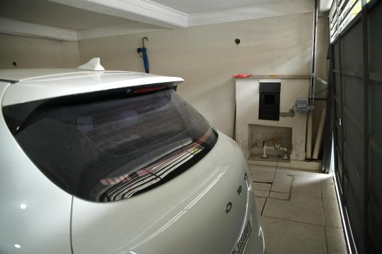 Garagem  de casa à venda com 3 quartos, 189m² em Jardim Nascimento, São Bernardo do Campo