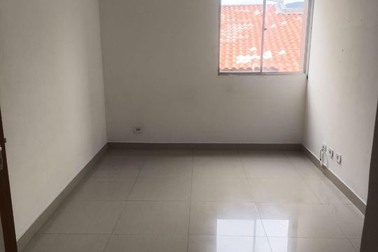 Sala de apartamento para alugar com 2 quartos, 44m² em Jardim São Luis, Guarulhos