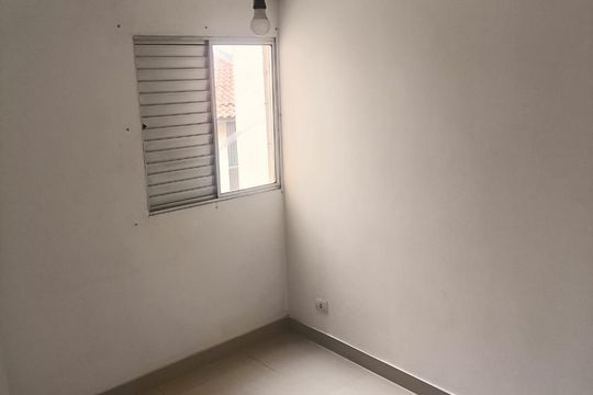 Quarto de apartamento para alugar com 2 quartos, 44m² em Jardim São Luis, Guarulhos