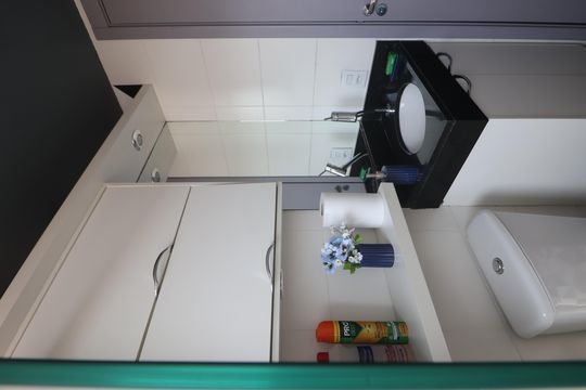 Banheiro de apartamento à venda com 2 quartos, 48m² em São José, Canoas