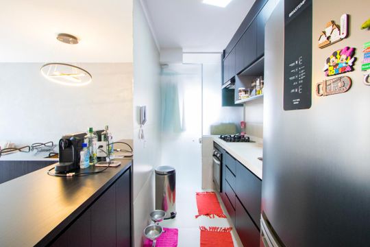 Cozinha de apartamento para alugar com 2 quartos, 50m² em Vila Leopoldina, Santo André