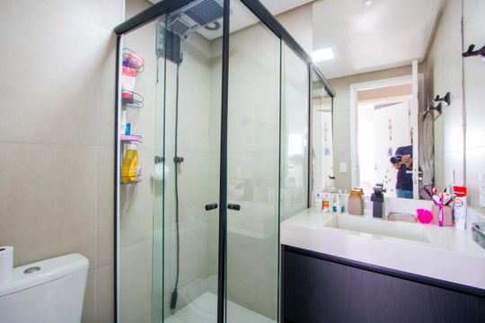 Banheiro de apartamento para alugar com 2 quartos, 50m² em Vila Leopoldina, Santo André