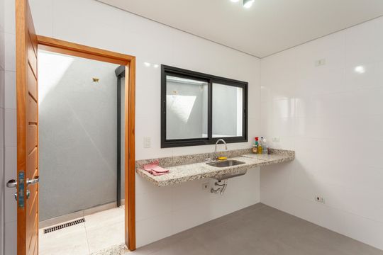 Cozinha de casa à venda com 3 quartos, 124m² em Campo Grande, São Paulo