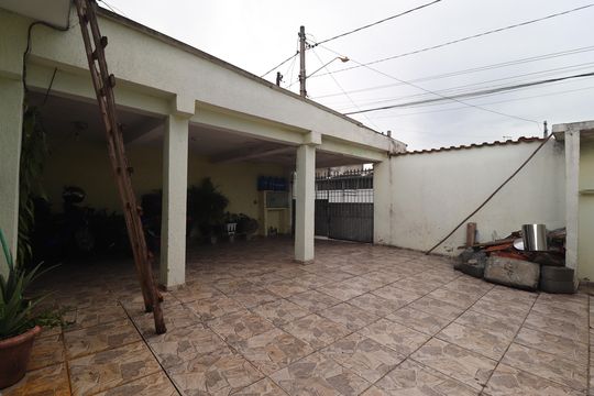 Casa à venda com 2 quartos, 240m² em Vila Suíça, Santo André