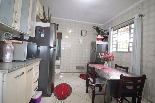 Cozinha de casa à venda com 2 quartos, 240m² em Vila Suíça, Santo André