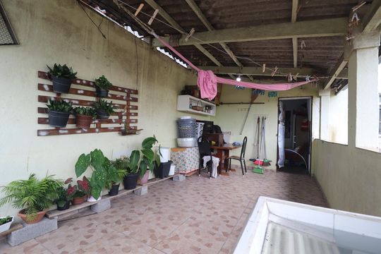 Área de Serviço de casa à venda com 2 quartos, 240m² em Vila Suíça, Santo André