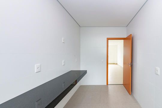 Cozinha de apartamento à venda com 4 quartos, 143m² em Santa Lúcia, Belo Horizonte