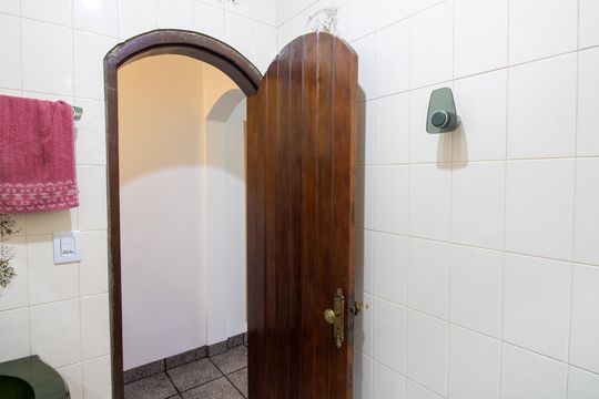 Banheiro 2 Social superior de casa à venda com 3 quartos, 110m² em Cidade Líder, São Paulo